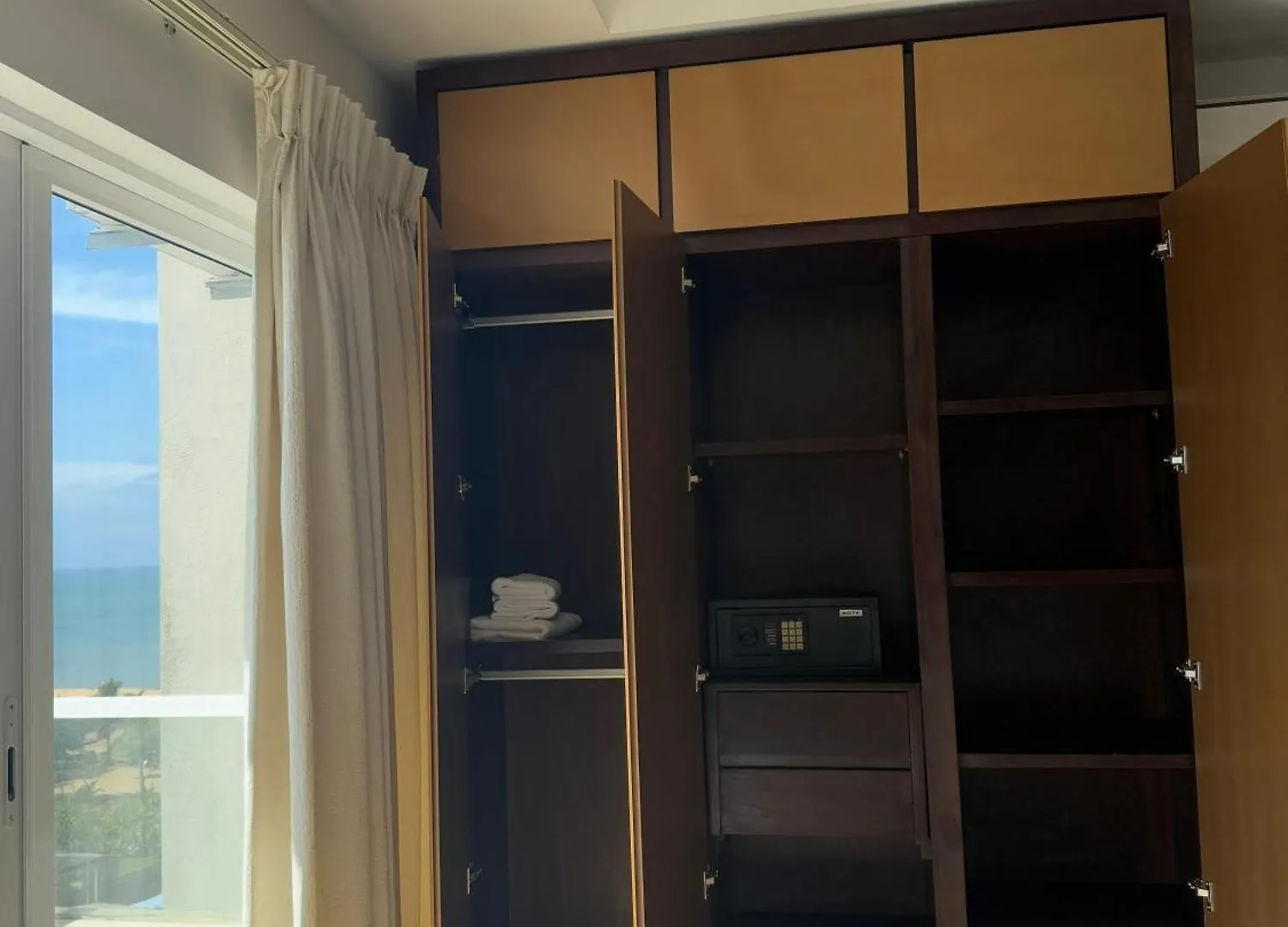 Aparthotel Vibes Superior Studio Apartment - Ocean Breeze Negombo